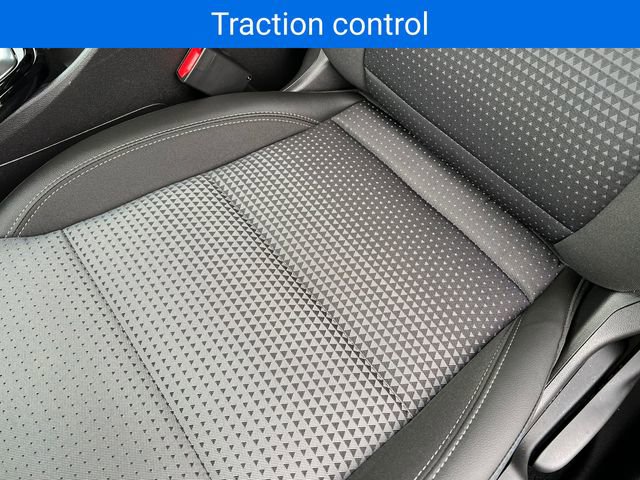 Used 2024 Chevrolet Trax LT w/ LT Convenience Package image 12