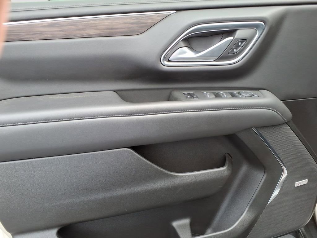 Used 2022 Chevrolet Tahoe Z71 w/ Luxury Package image 17