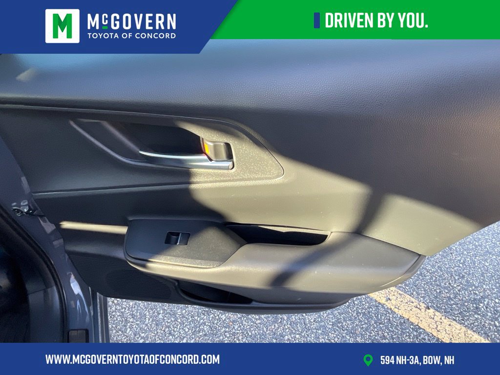 Used 2024 Toyota Prius Prime FWD image 29