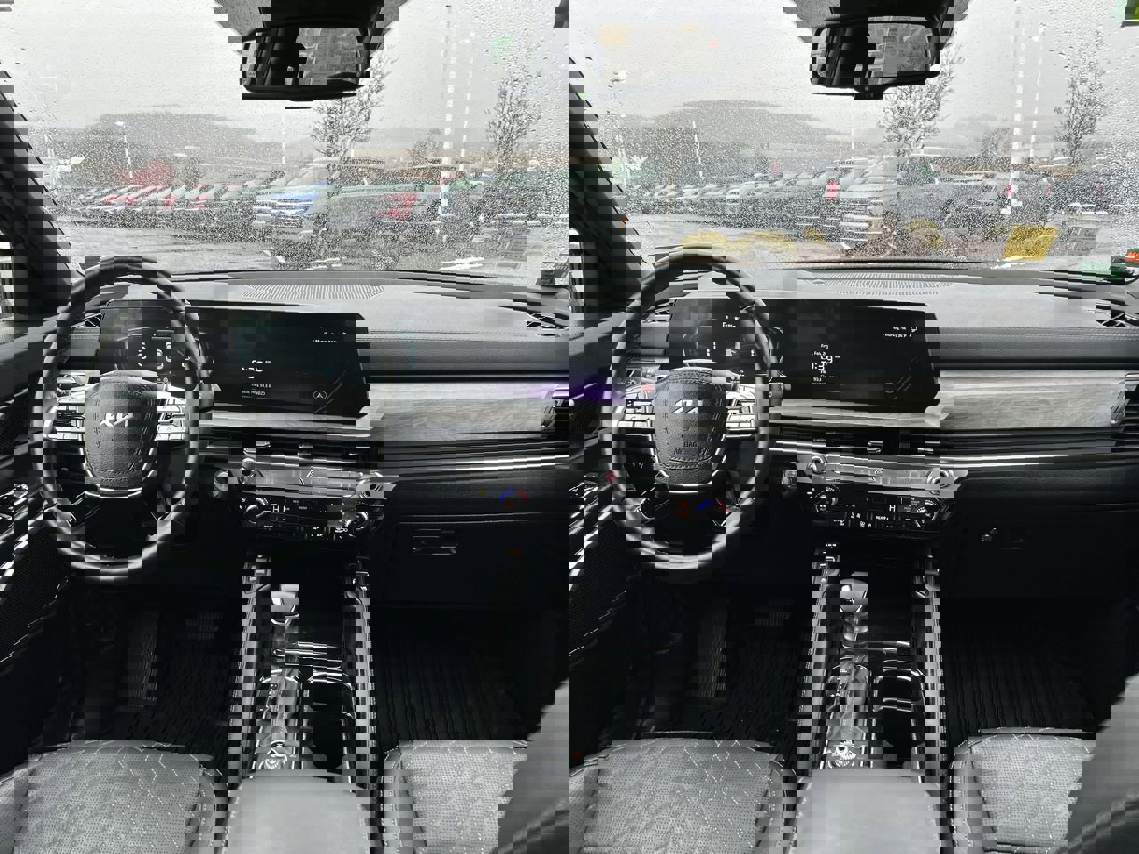 Used 2024 Kia Telluride EX X-Line image 16