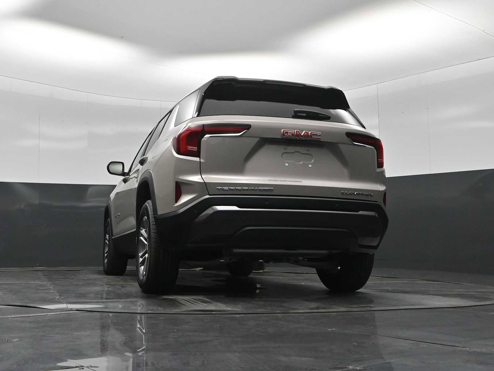 New 2026 GMC Terrain Elevation image 23