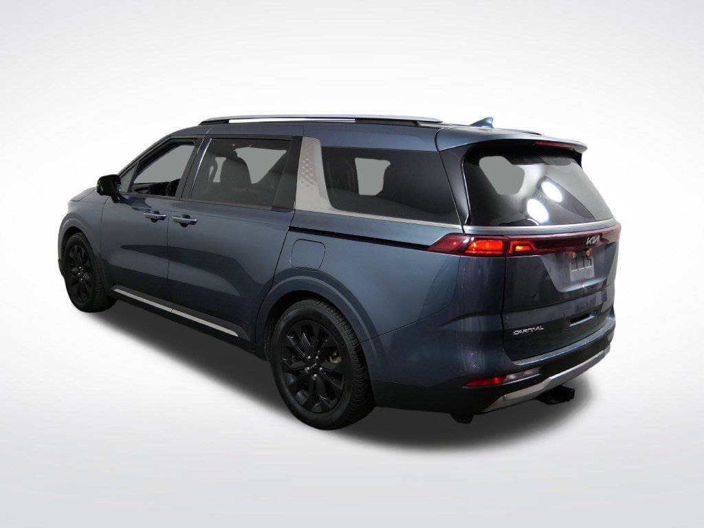 Used 2023 Kia Carnival SX FWD image 7