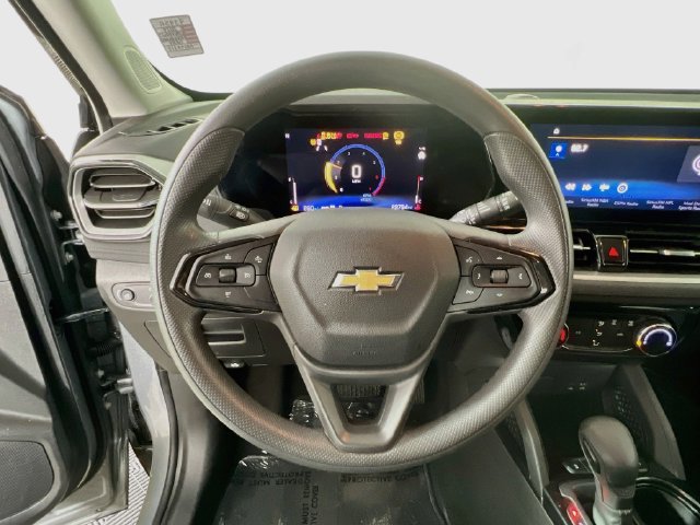 Used 2024 Chevrolet TrailBlazer LT AWD/4WD image 12