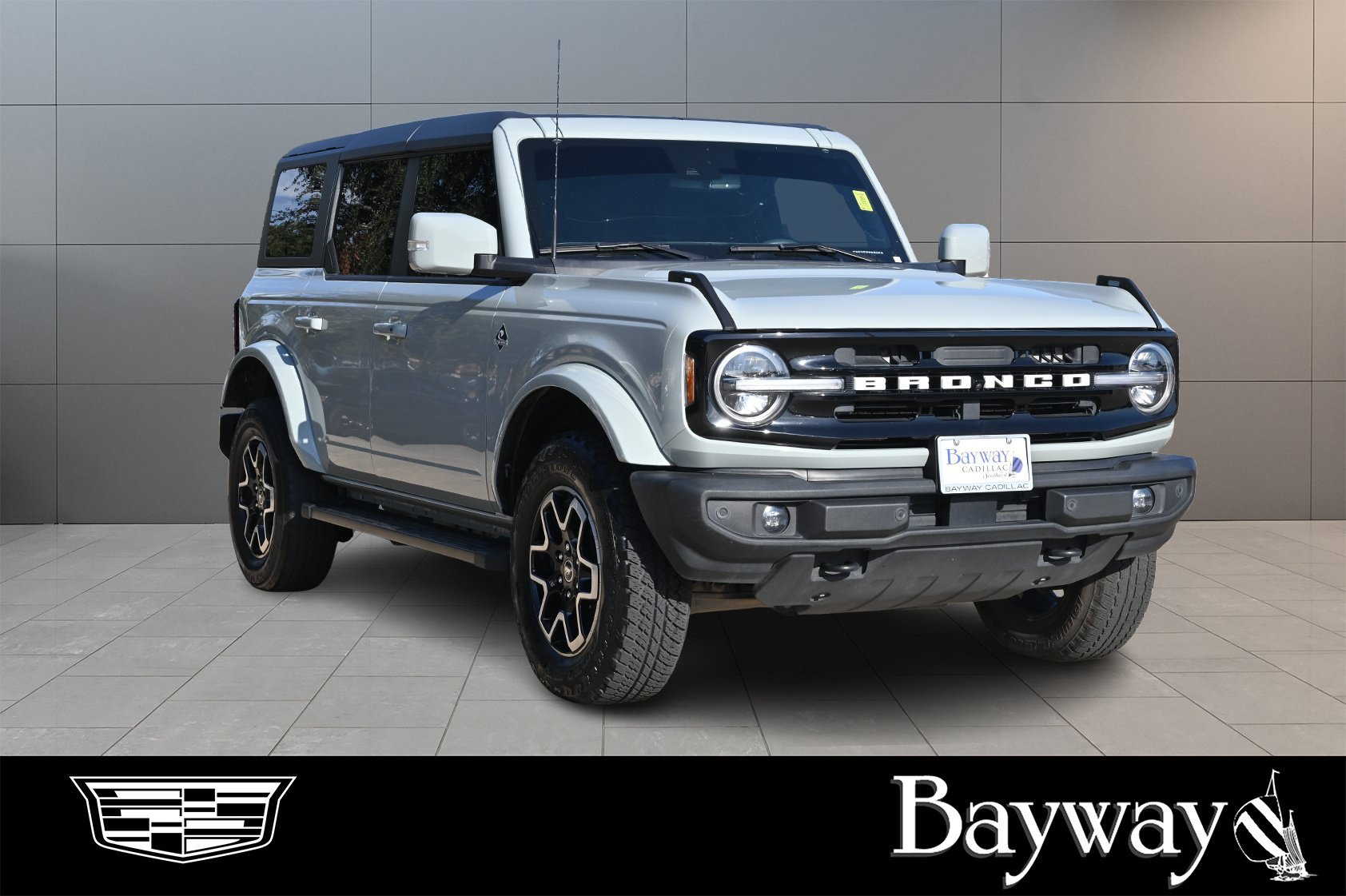 Used 2023 Ford Bronco Outer Banks AWD/4WD image 4
