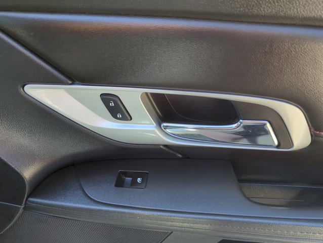 Used 2016 GMC Terrain SLE FWD image 26