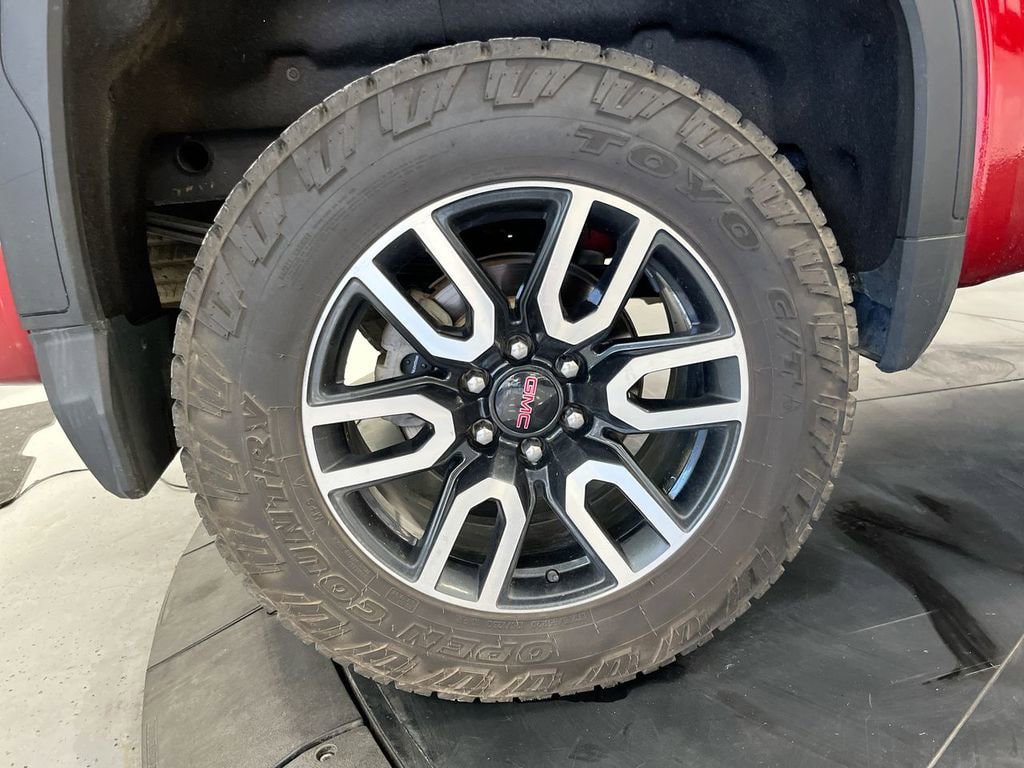 Used 2022 GMC Sierra 1500 AT4 w/ AT4 Premium Package AWD/4WD image 10