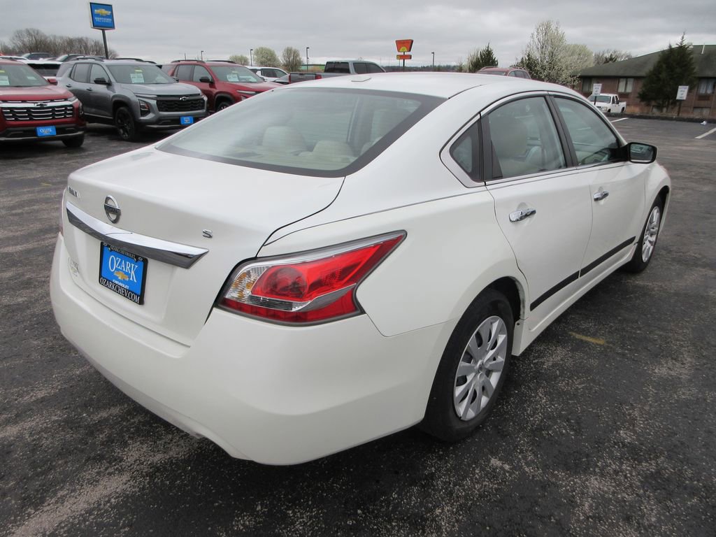Used 2015 Nissan Altima 2.5 S w/ Power Driver Seat Package image 5