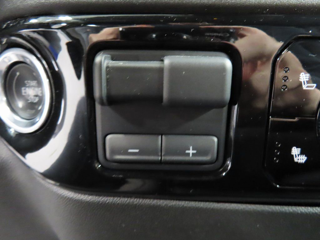 Used 2025 Chevrolet Silverado 2500 LT w/ Convenience Package AWD/4WD image 42
