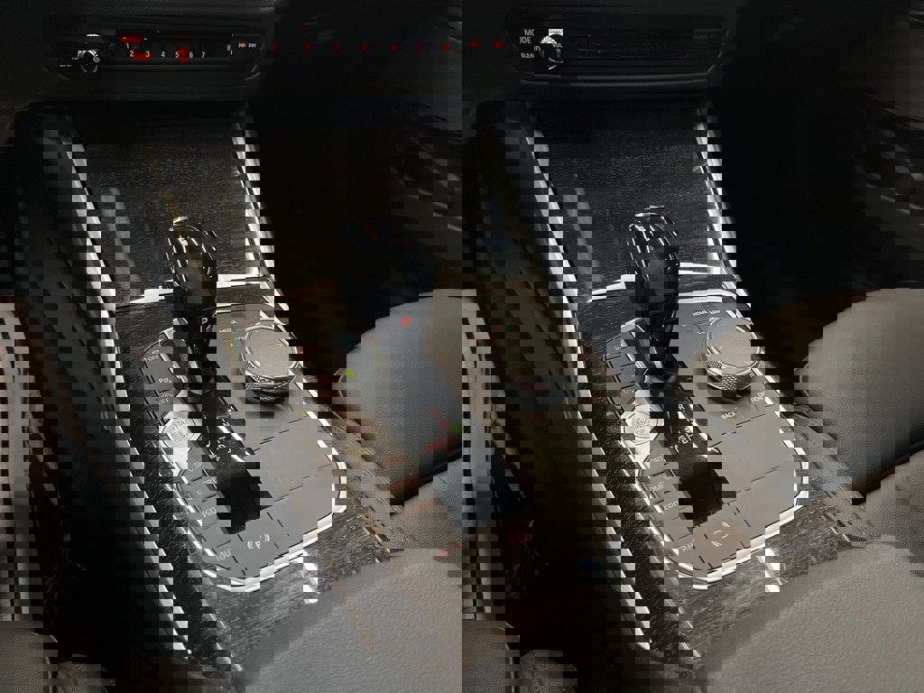 Used 2020 BMW 330i xDrive Sedan w/ Premium Package image 23