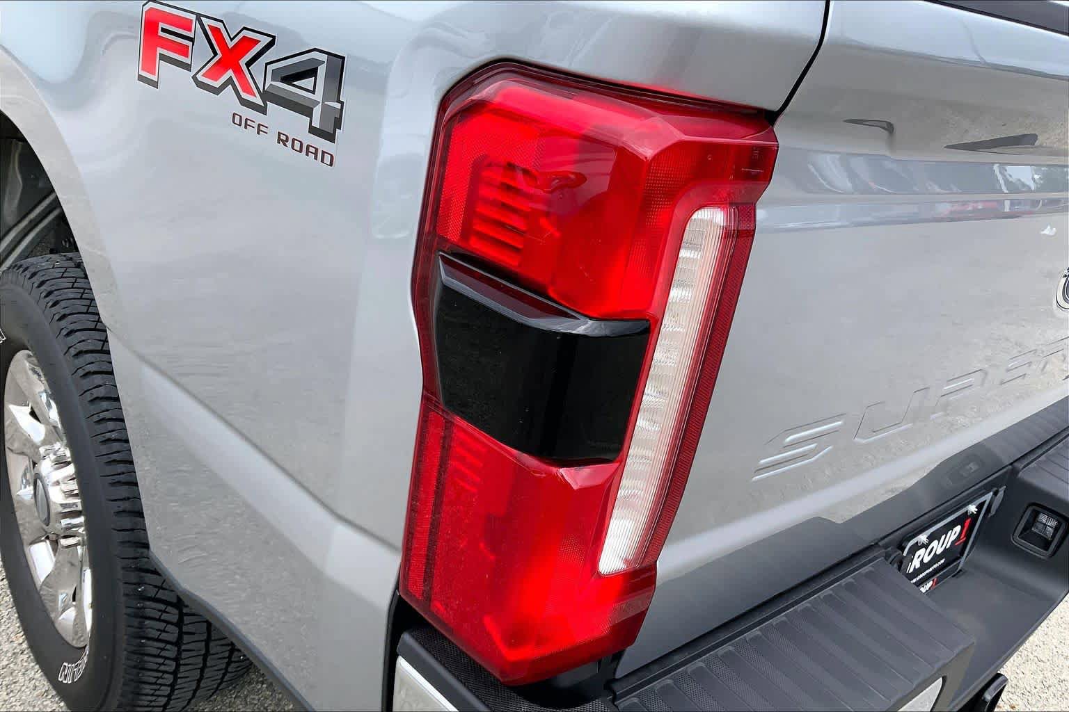 Used 2024 Ford F250 Lariat w/ FX4 Off-Road Package AWD/4WD image 29