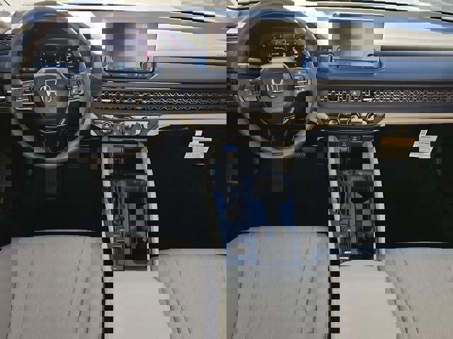 Certified 2025 Honda Accord SE image 13