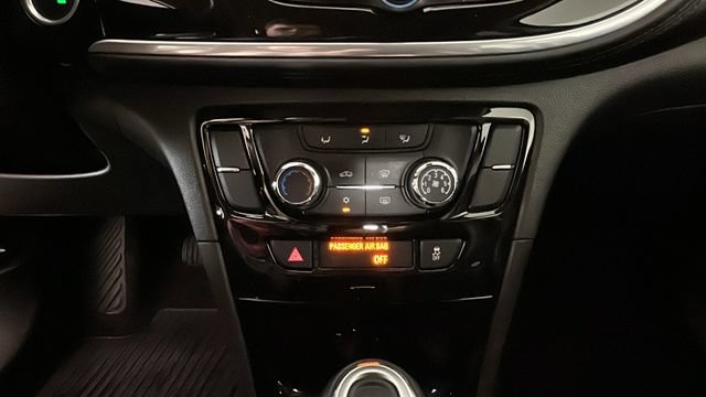 Used 2022 Buick Encore Preferred w/ Safety Package AWD/4WD image 22