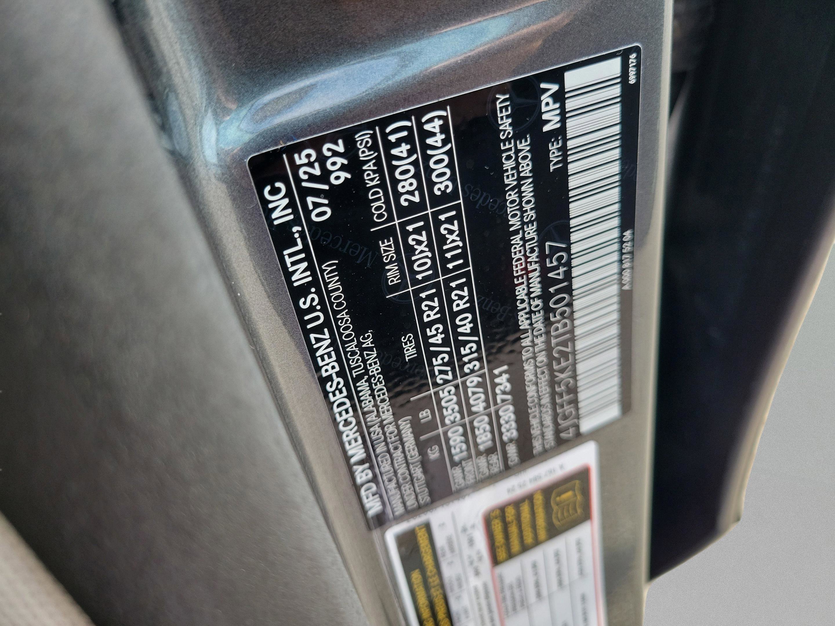 Certified 2026 Mercedes-Benz GLS 450 4MATIC image 29