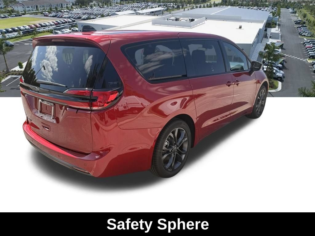 New 2026 Chrysler Pacifica Select FWD image 4