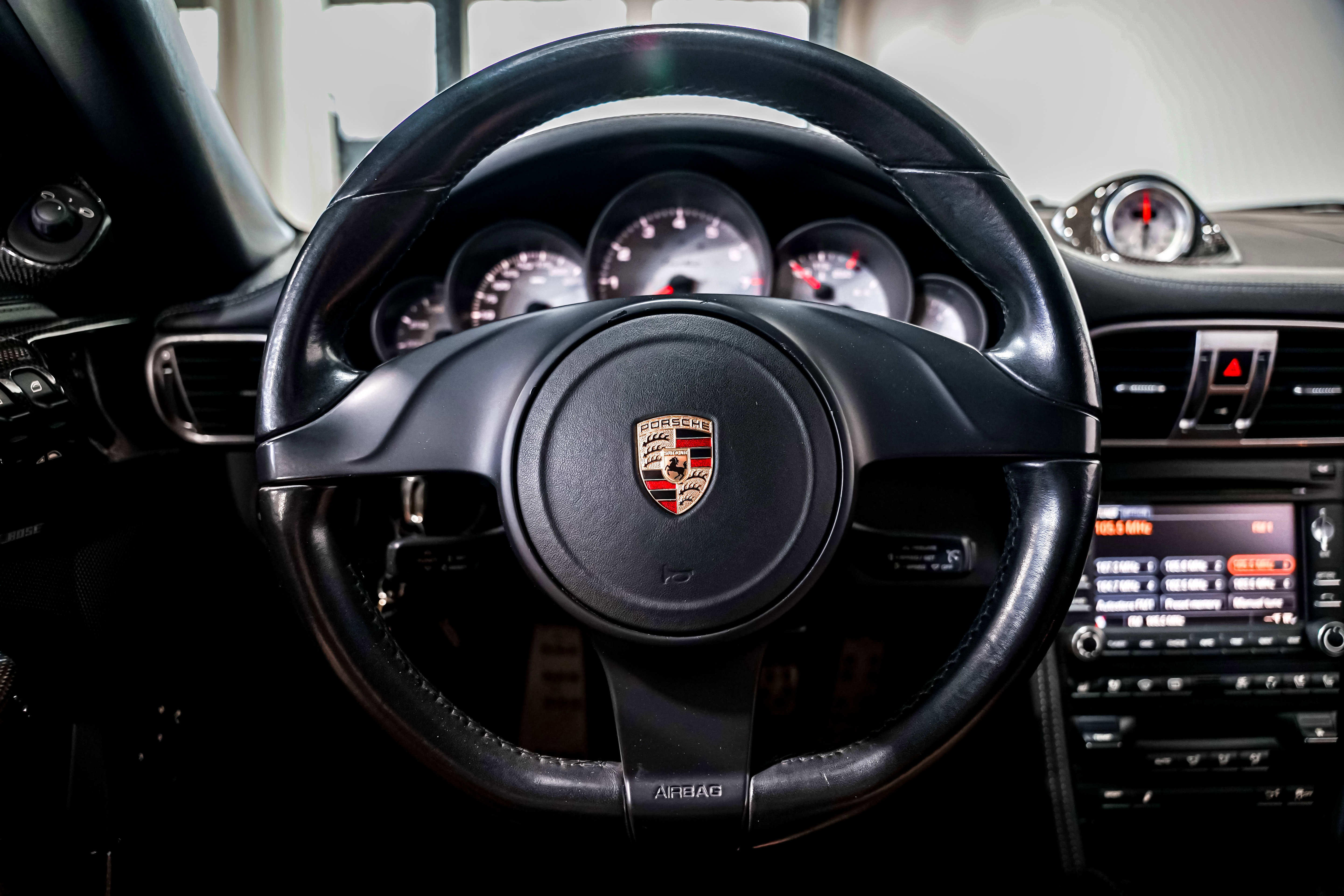 Used 2012 Porsche 911 Turbo image 10