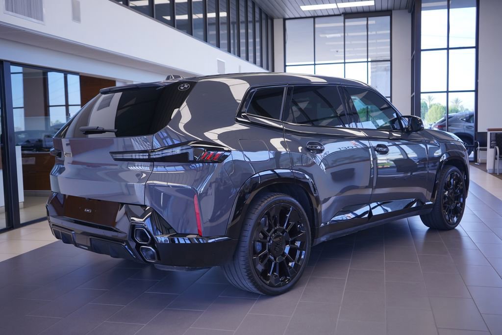 Used 2025 BMW XM AWD/4WD image 3