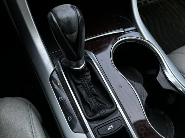 Used 2017 Acura TLX FWD image 22