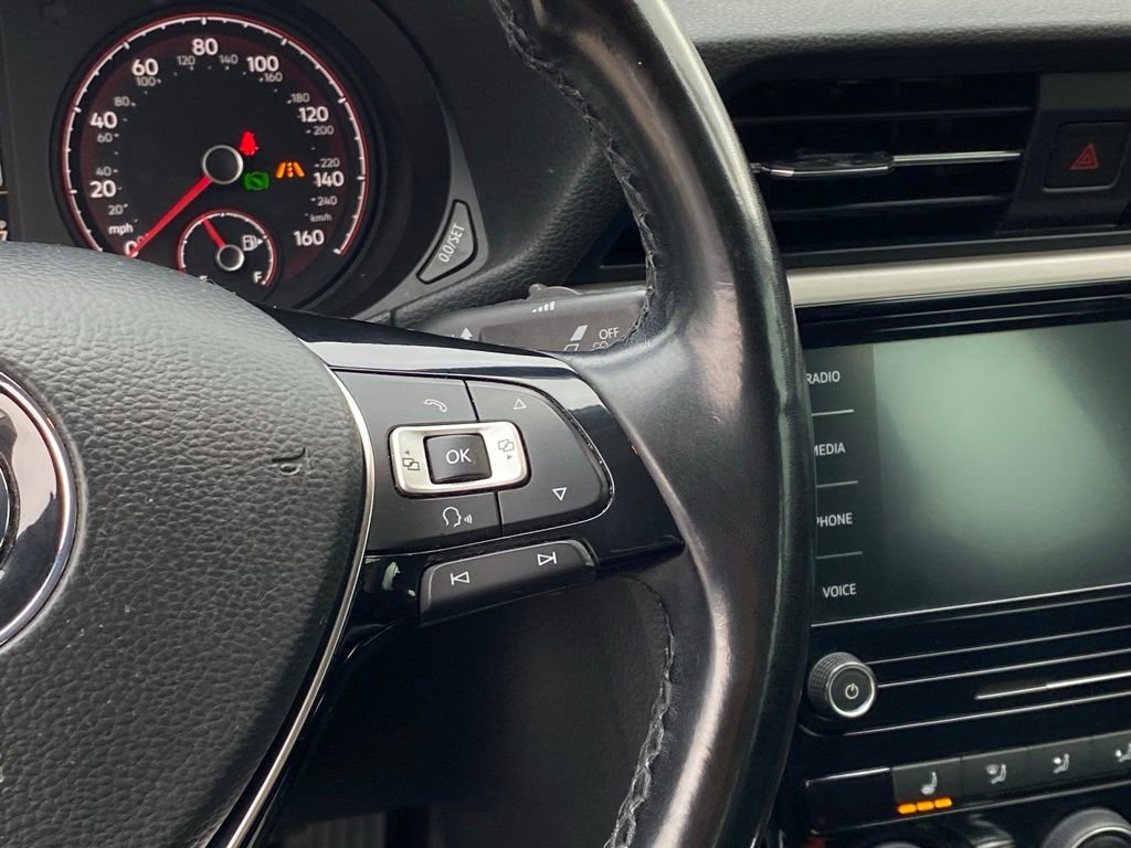 Used 2020 Volkswagen Passat 2.0T SE image 15