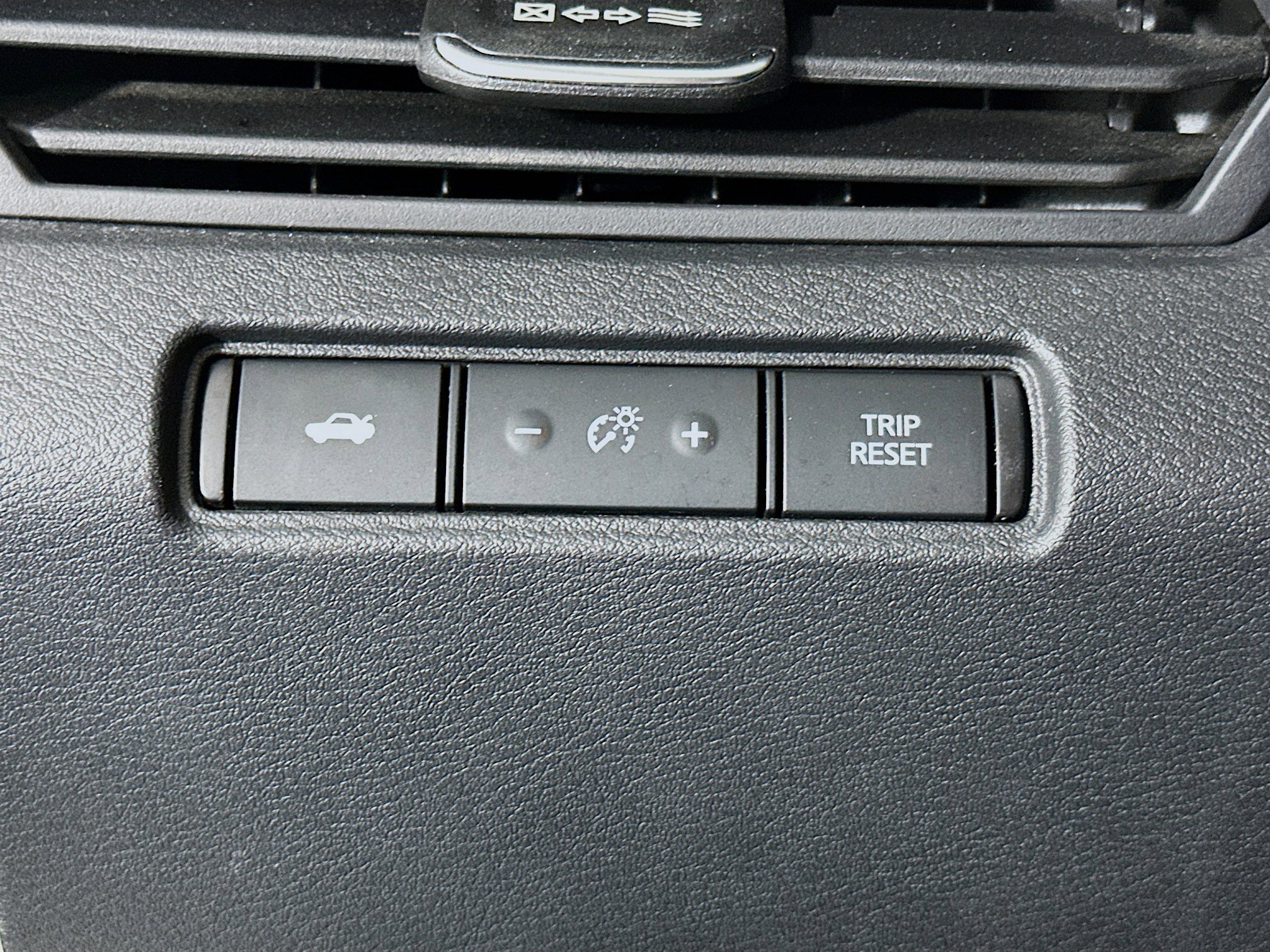 Used 2022 Nissan Altima 2.5 S FWD image 16