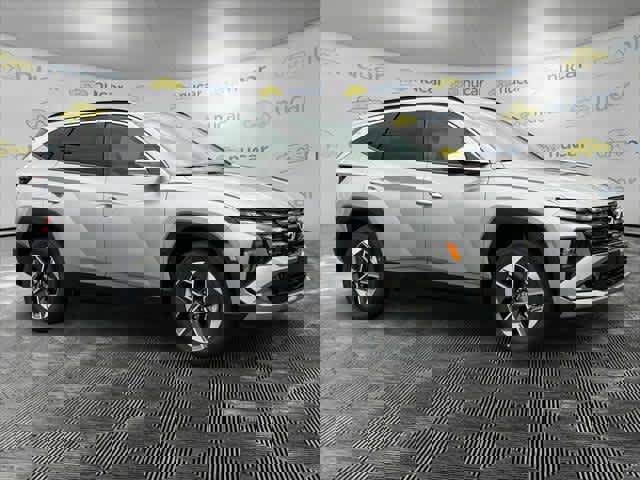 New 2025 Hyundai Tucson SEL