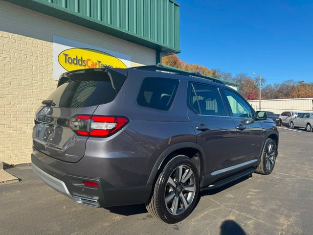Used 2024 Honda Pilot Touring image 6