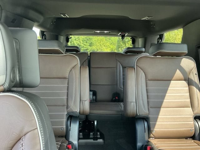 New 2026 GMC Yukon Denali Ultimate AWD/4WD image 23