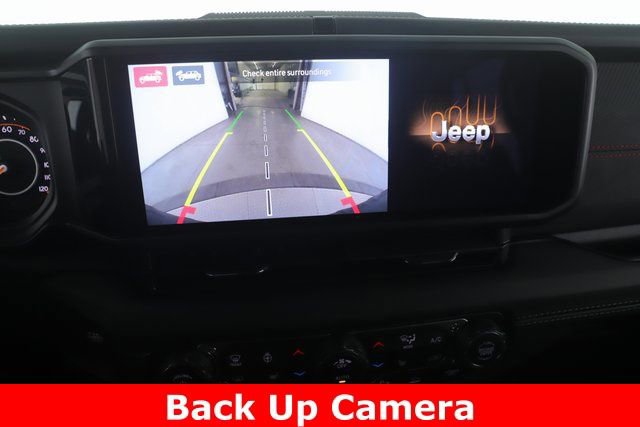 Used 2025 Jeep Wrangler Unlimited Rubicon image 24