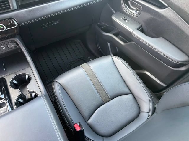 Used 2025 Honda Pilot EX-L image 31