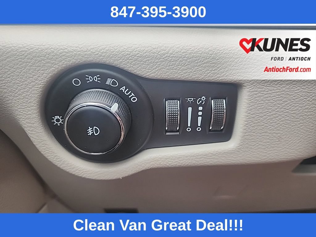 Used 2022 Chrysler Pacifica Touring-L w/ Uconnect Theater Family Group FWD image 33