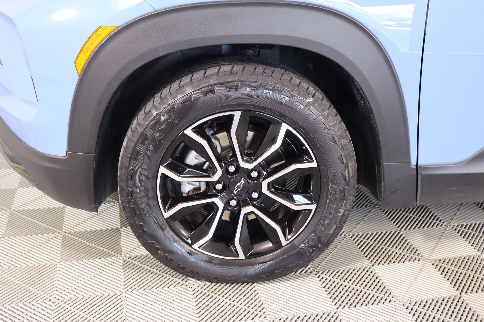 Used 2024 Chevrolet TrailBlazer ACTIV w/ Driver Confidence Package FWD image 17
