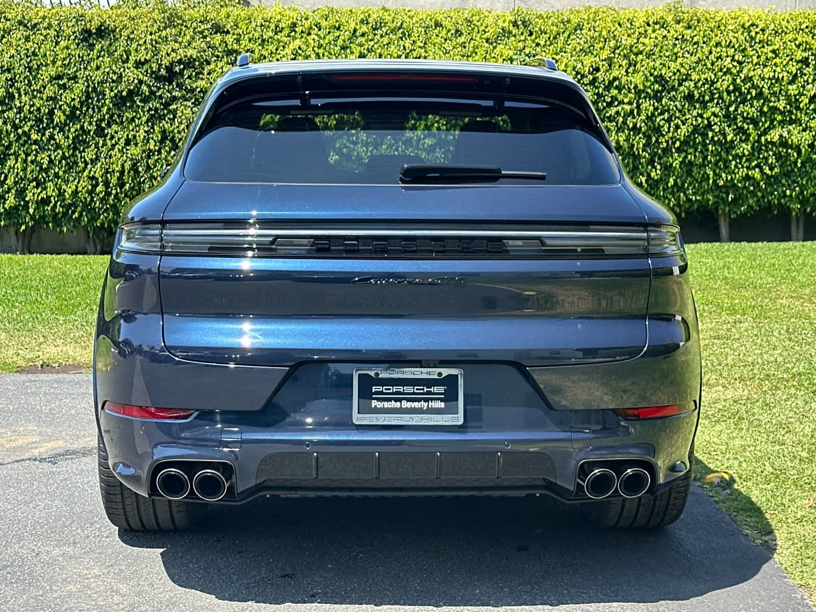 New 2026 Porsche Cayenne GTS AWD/4WD image 7