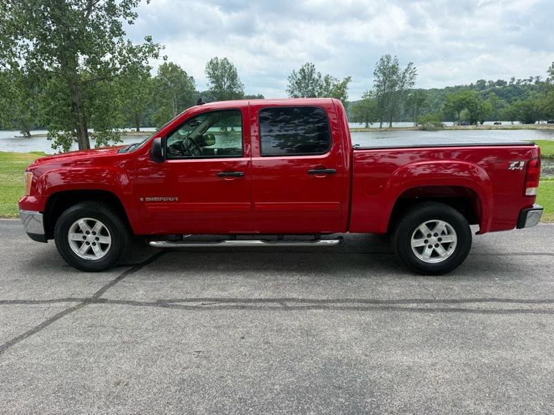 Used 2009 GMC Sierra 1500 SLE w/ Power Pack Plus AWD/4WD image 4