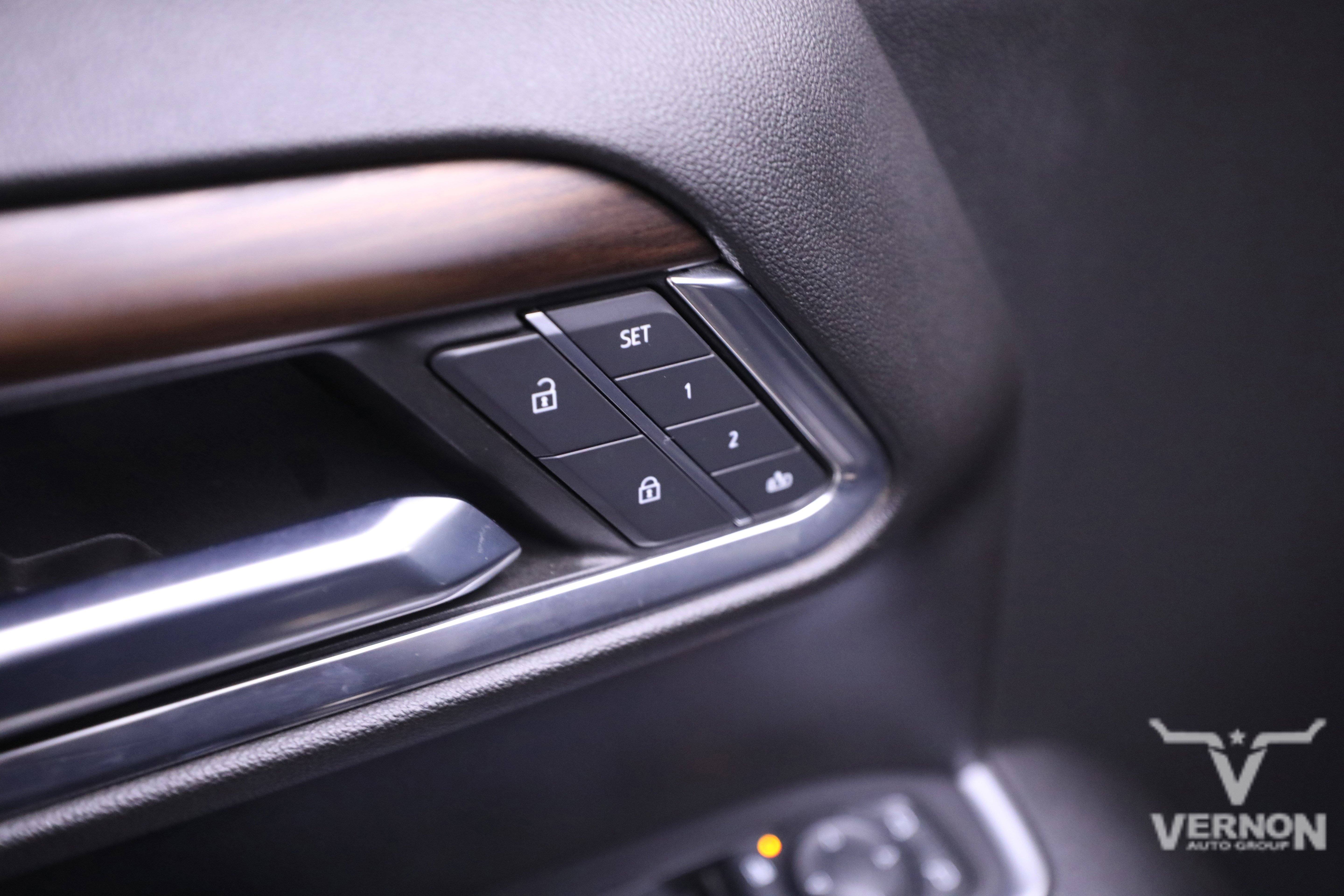 Used 2023 GMC Sierra 1500 SLT w/ SLT Premium Package image 17