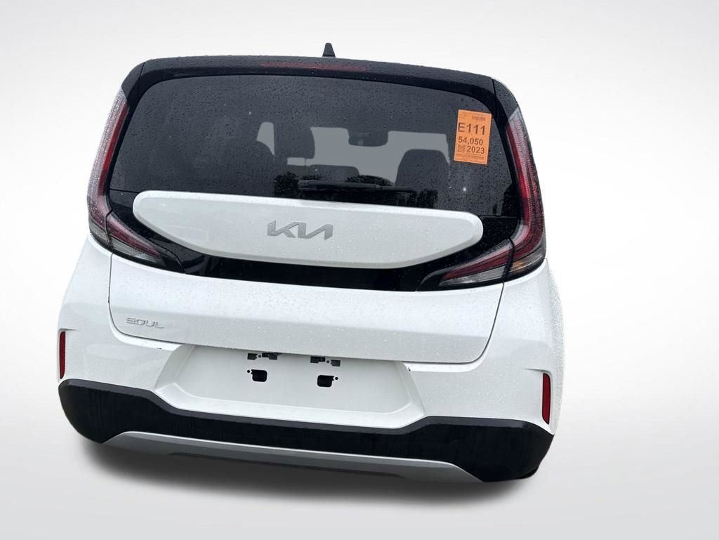 Used 2023 Kia Soul LX w/ LX Technology Package FWD image 19