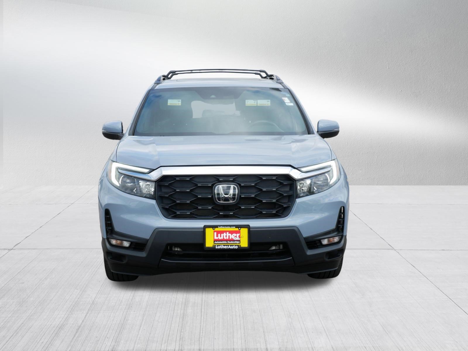Used 2023 Honda Passport EX-L image 2