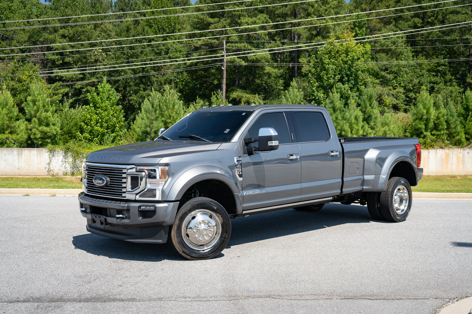 Used 2022 Ford F450 Platinum w/ FX4 Off-Road Package AWD/4WD image 4