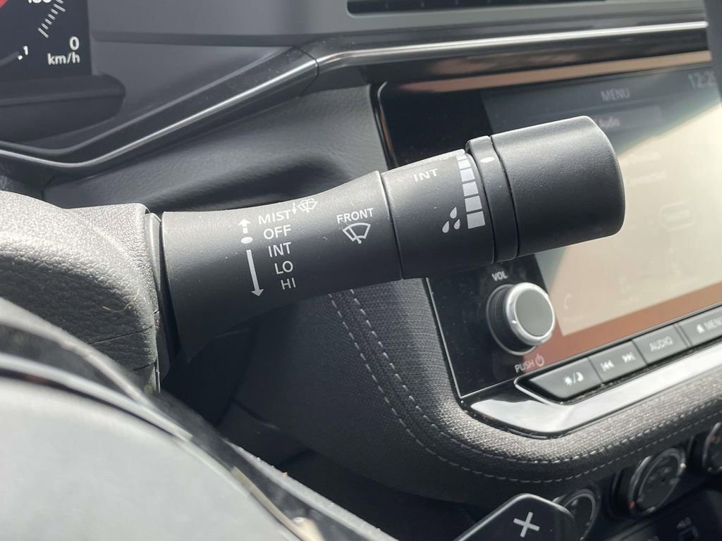 Used 2025 Nissan Z Sport w/ Floor Mat Package image 19