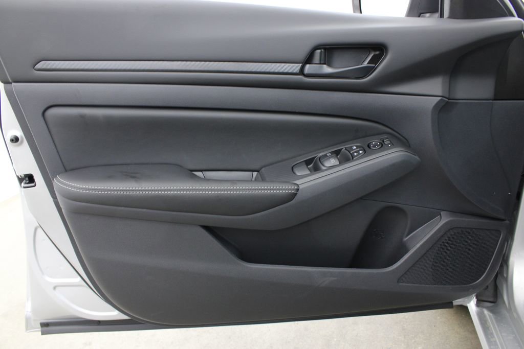 New 2026 Nissan Altima 2.5 SV image 15