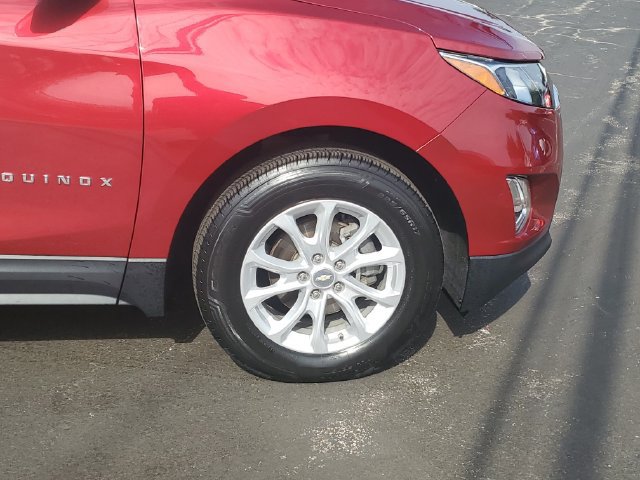 Used 2019 Chevrolet Equinox LT w/ Driver Convenience Package FWD image 5