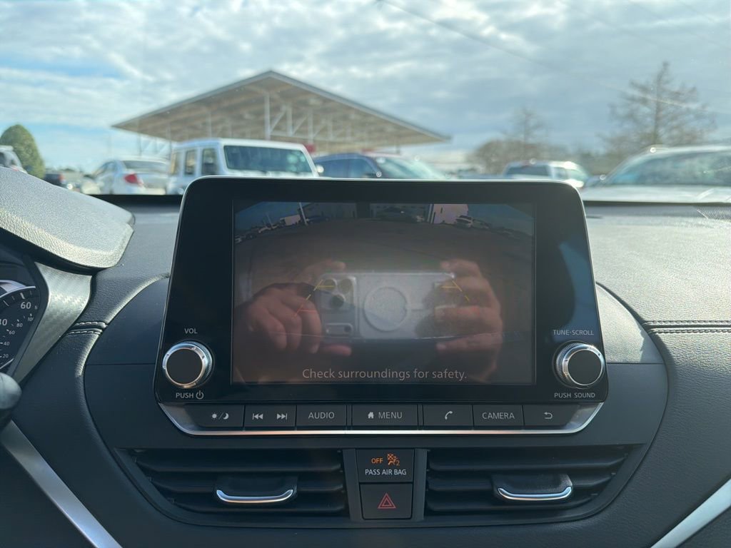 Used 2019 Nissan Altima 2.5 SV image 19