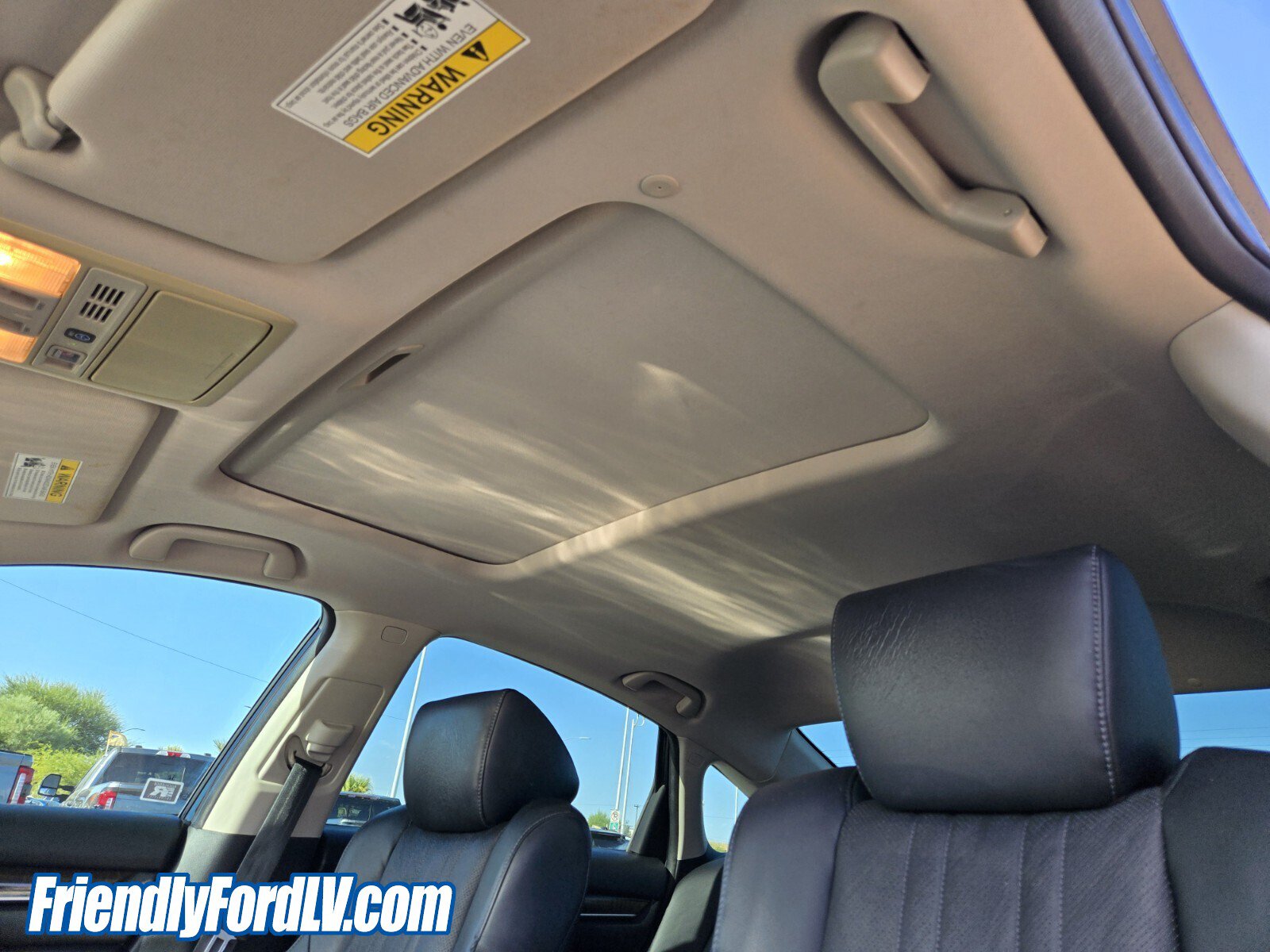 Used 2018 Honda Accord Touring image 11