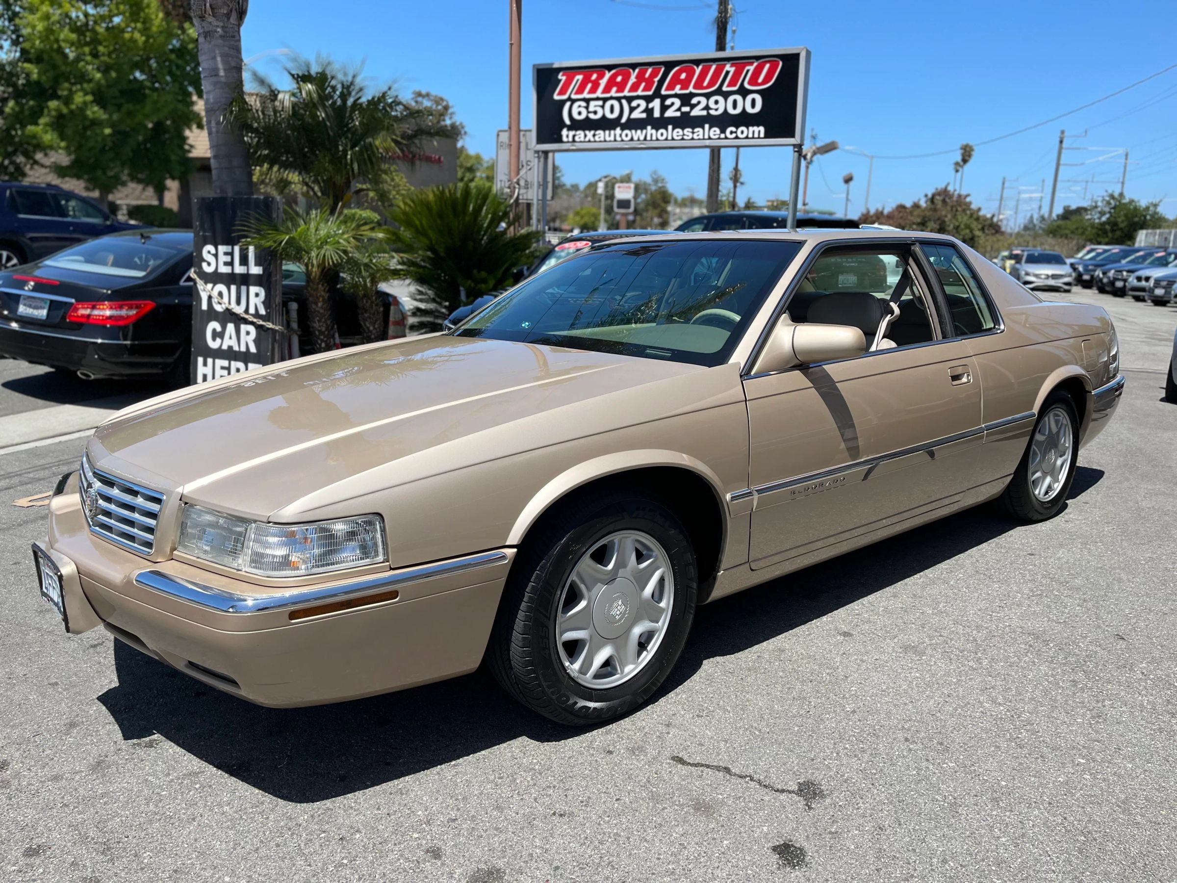 Used 1997 Cadillac Eldorado w/ Leather/Lumbar Pkg FWD image 3