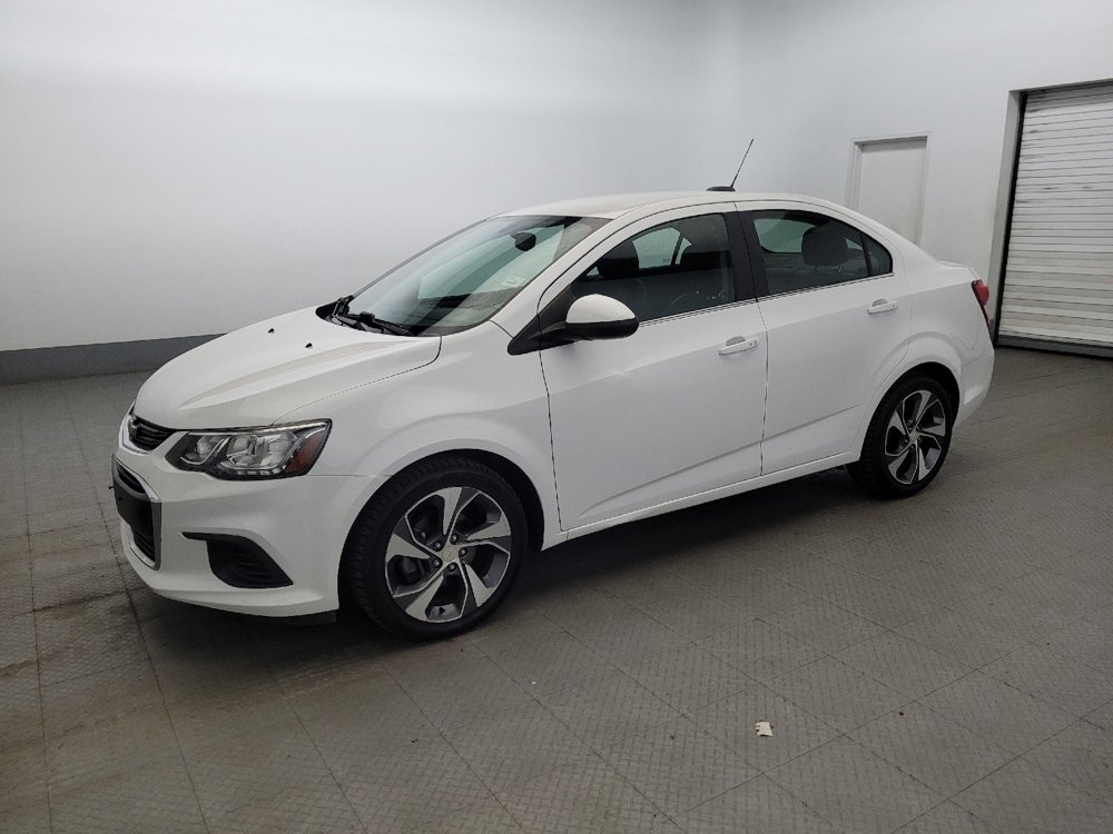 Used 2018 Chevrolet Sonic Premier FWD image 2