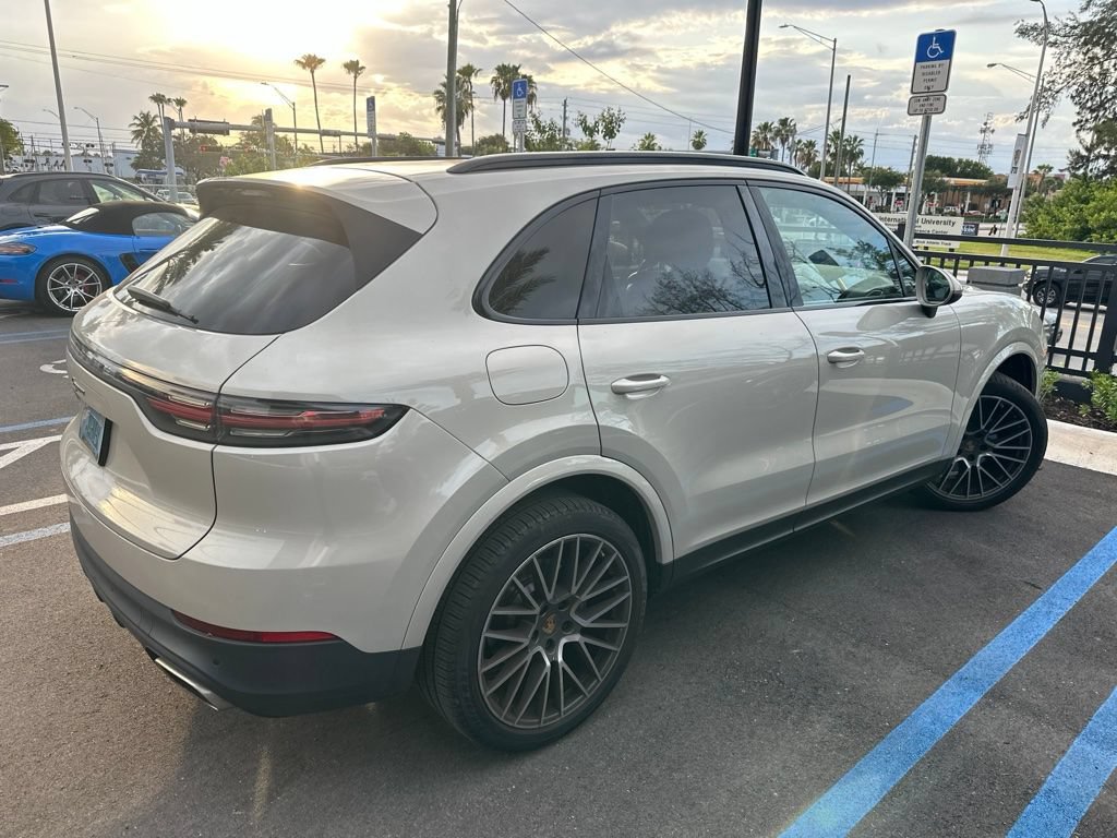 Certified 2020 Porsche Cayenne AWD/4WD image 4