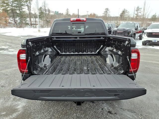 New 2026 GMC Canyon Elevation image 7