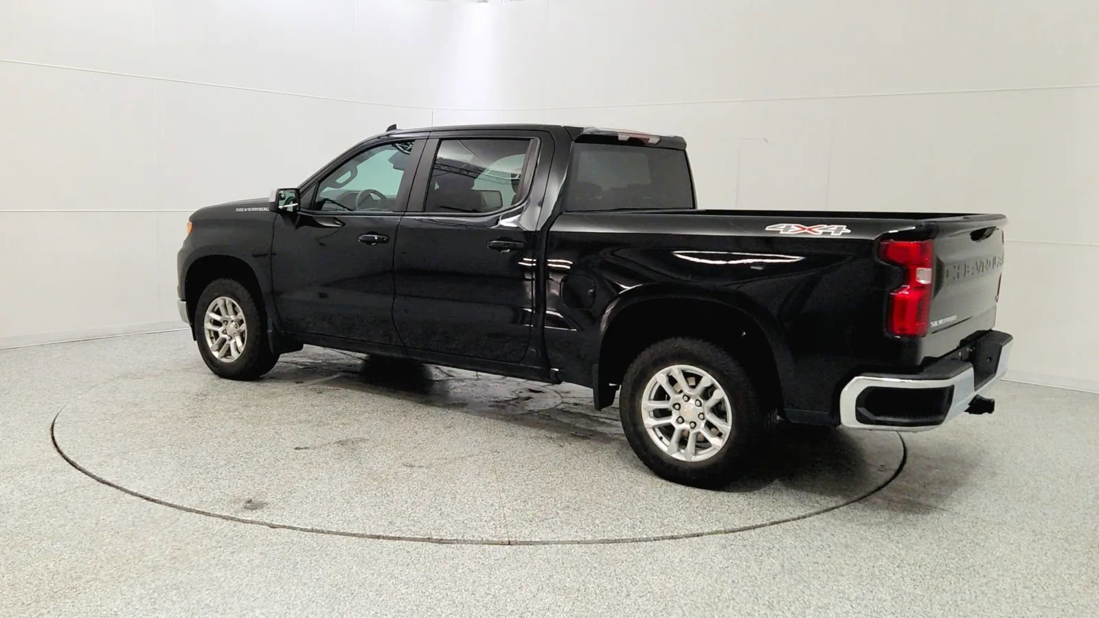 Used 2023 Chevrolet Silverado 1500 LT image 5