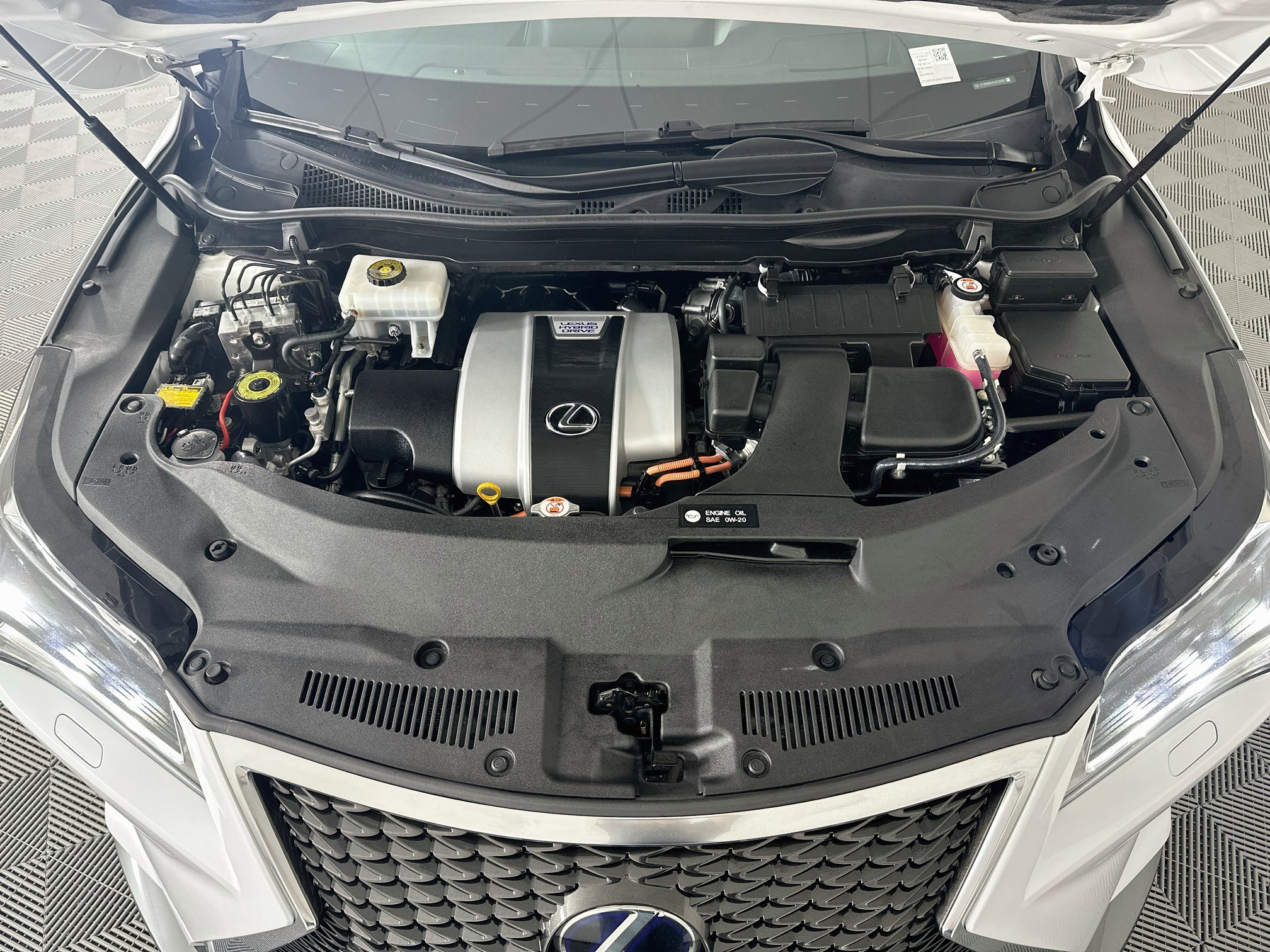 Used 2018 Lexus RX 450h F Sport w/ Accessory Package AWD/4WD image 36