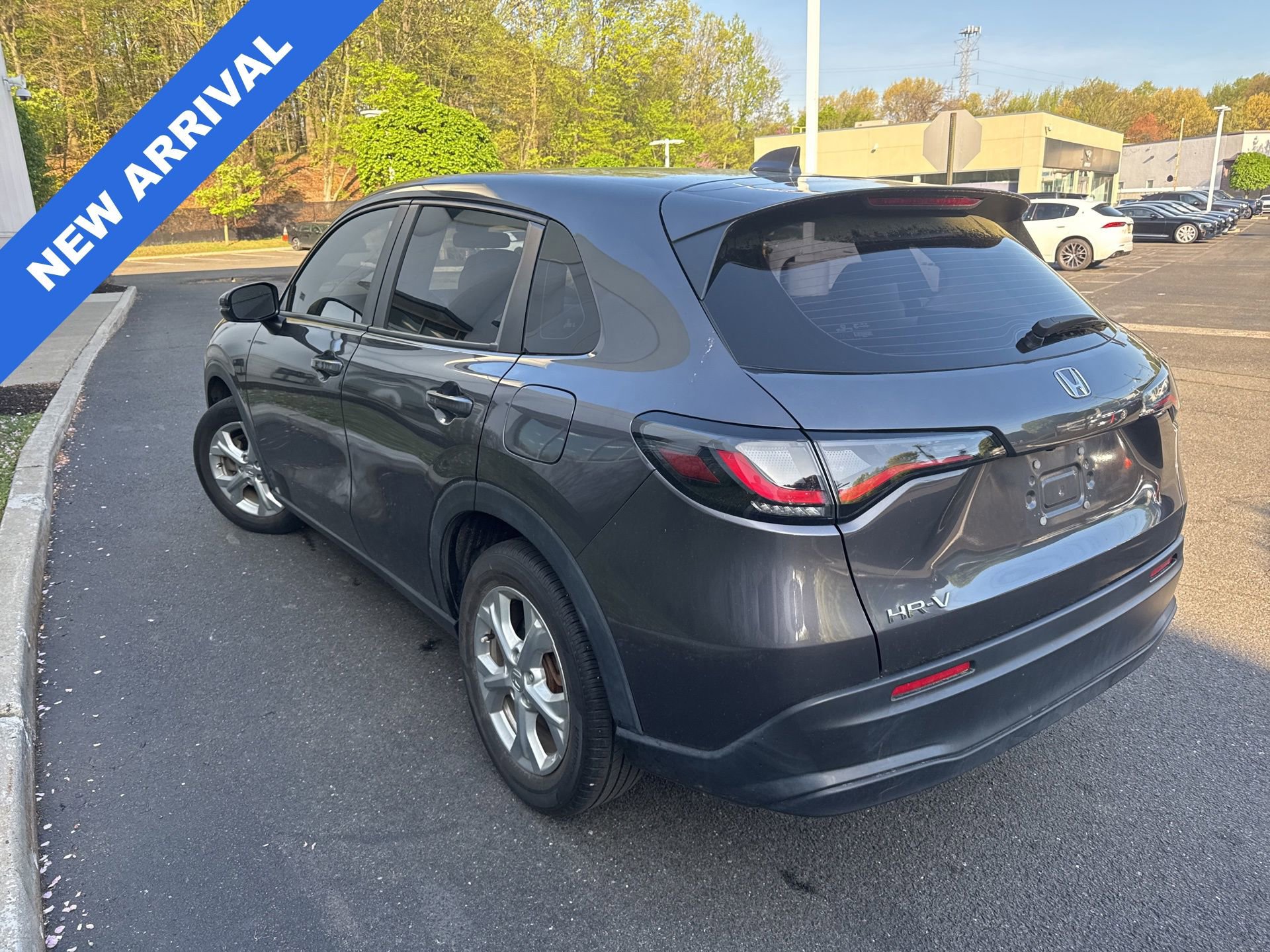 Used 2024 Honda HR-V LX image 4