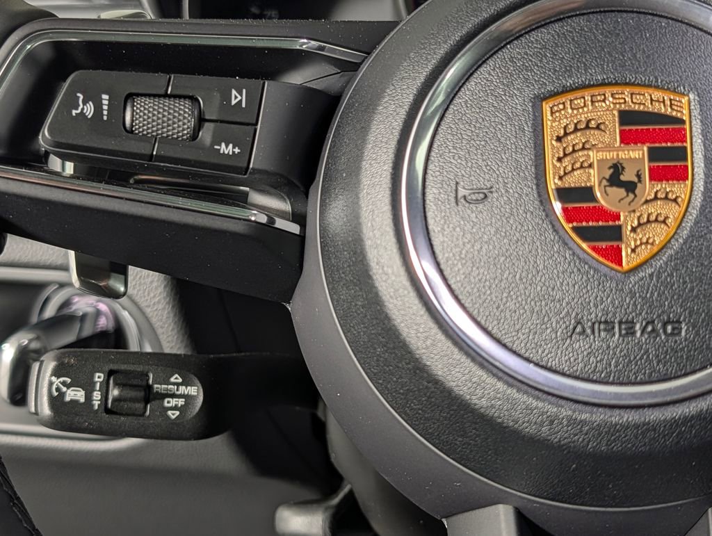 New 2026 Porsche Macan image 39