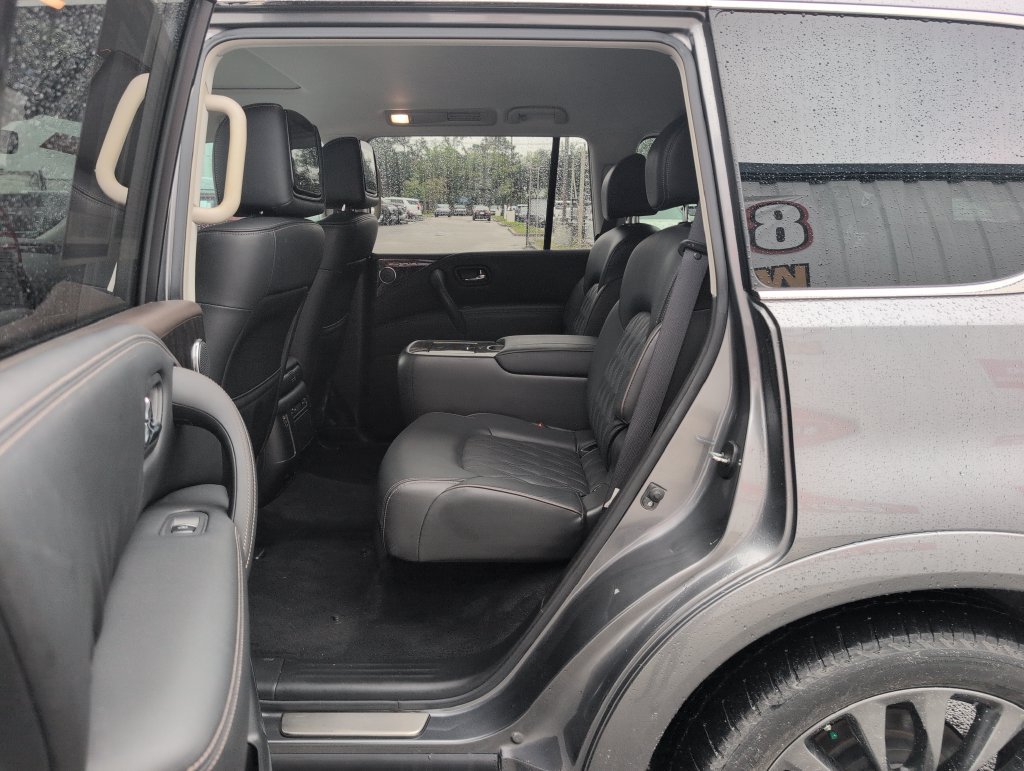 Used 2021 Nissan Armada Platinum w/ Captain's Chairs Package RWD image 11
